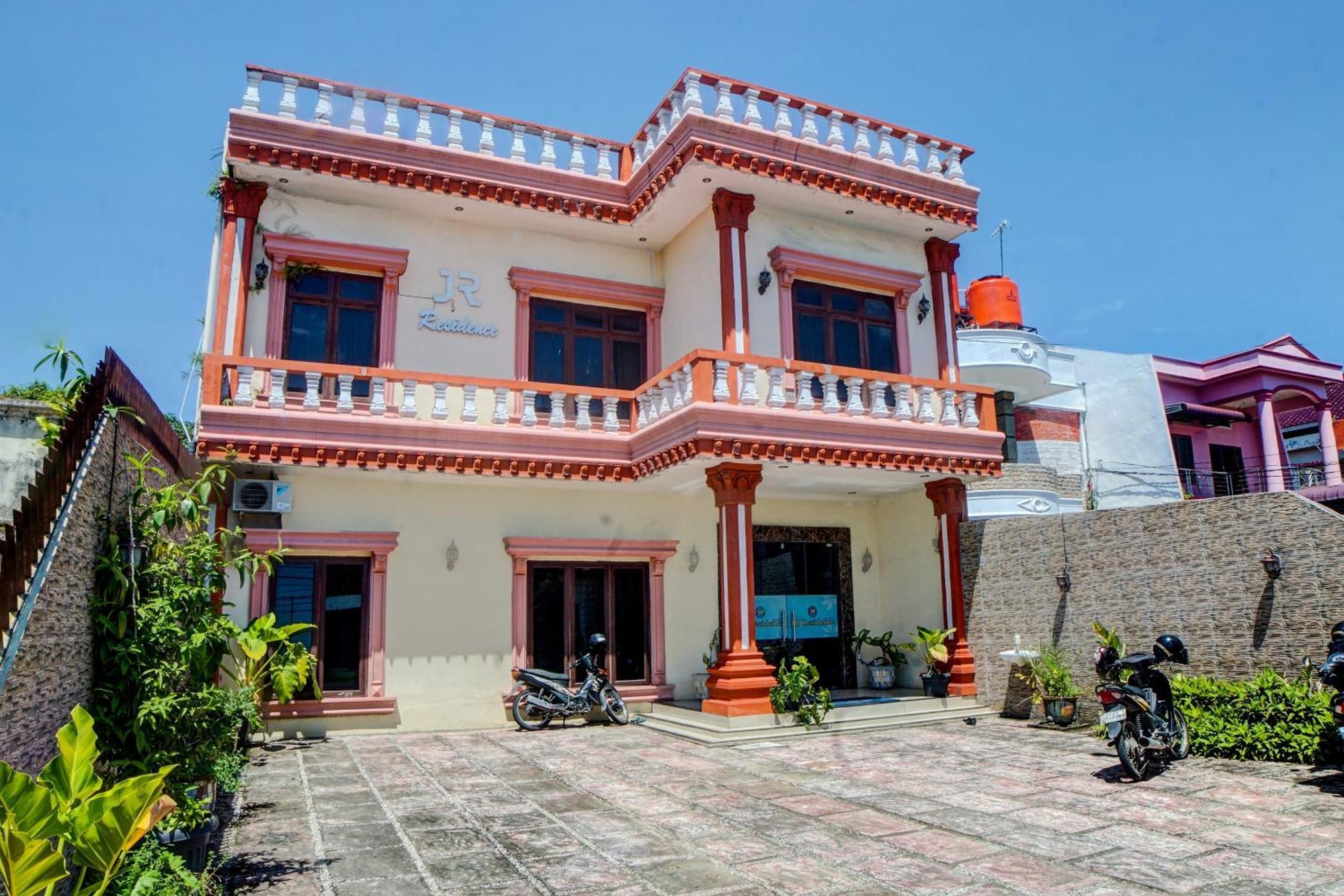 Oyo 92638 Jr Residence Syariah Medan Exterior foto